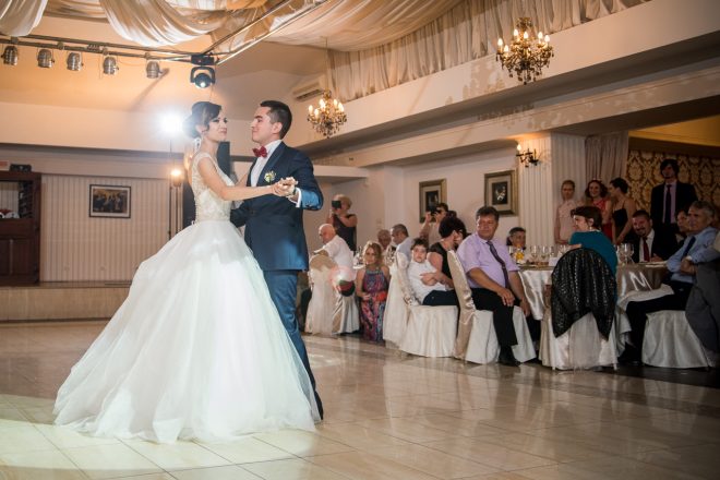 Alex & Corina – 69