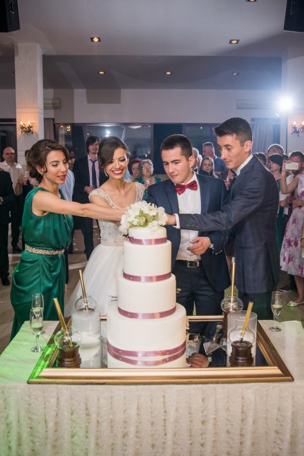 Alex & Corina – 84